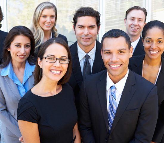 Equipo sonriendo (1)