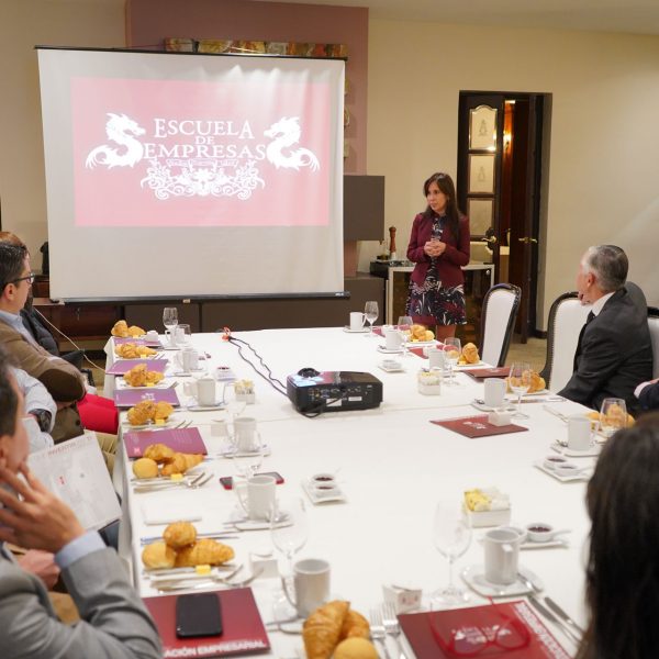 DESAYUNO CORPORATIVO GERENCIA ESTRAT&Eacute;GICA DE NEGOCIOS