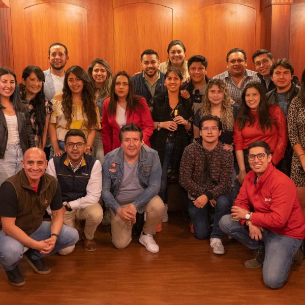 Maestrantes en Mercadotecnia y Administraci&oacute;n de Empresas cierran un ciclo de estudios