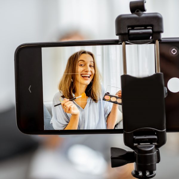 Marketing de influencia: an&aacute;lisis de credibilidad e intenci&oacute;n de compra impartidas por un l&iacute;der de opini&oacute;n