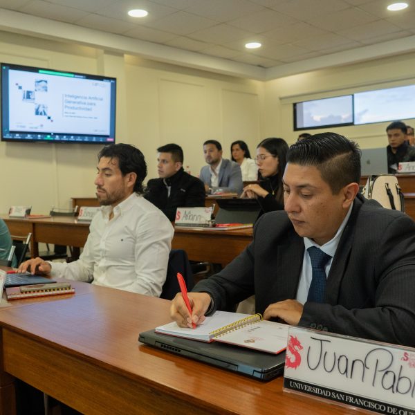 Transformaci&oacute;n empresarial con inteligencia artificial