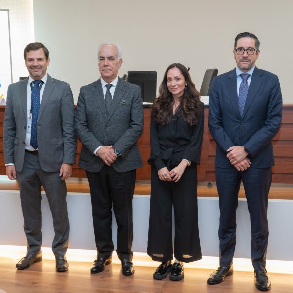 Colaboradores de distintas &aacute;reas del Banco del Austro iniciar&aacute;n un nuevo reto acad&eacute;mico en Escuela de Empresas de Universidad San Francisco de Quito en 2024
