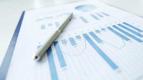 Grafico barras esfero gente-min Grafico barras esfero gente-min