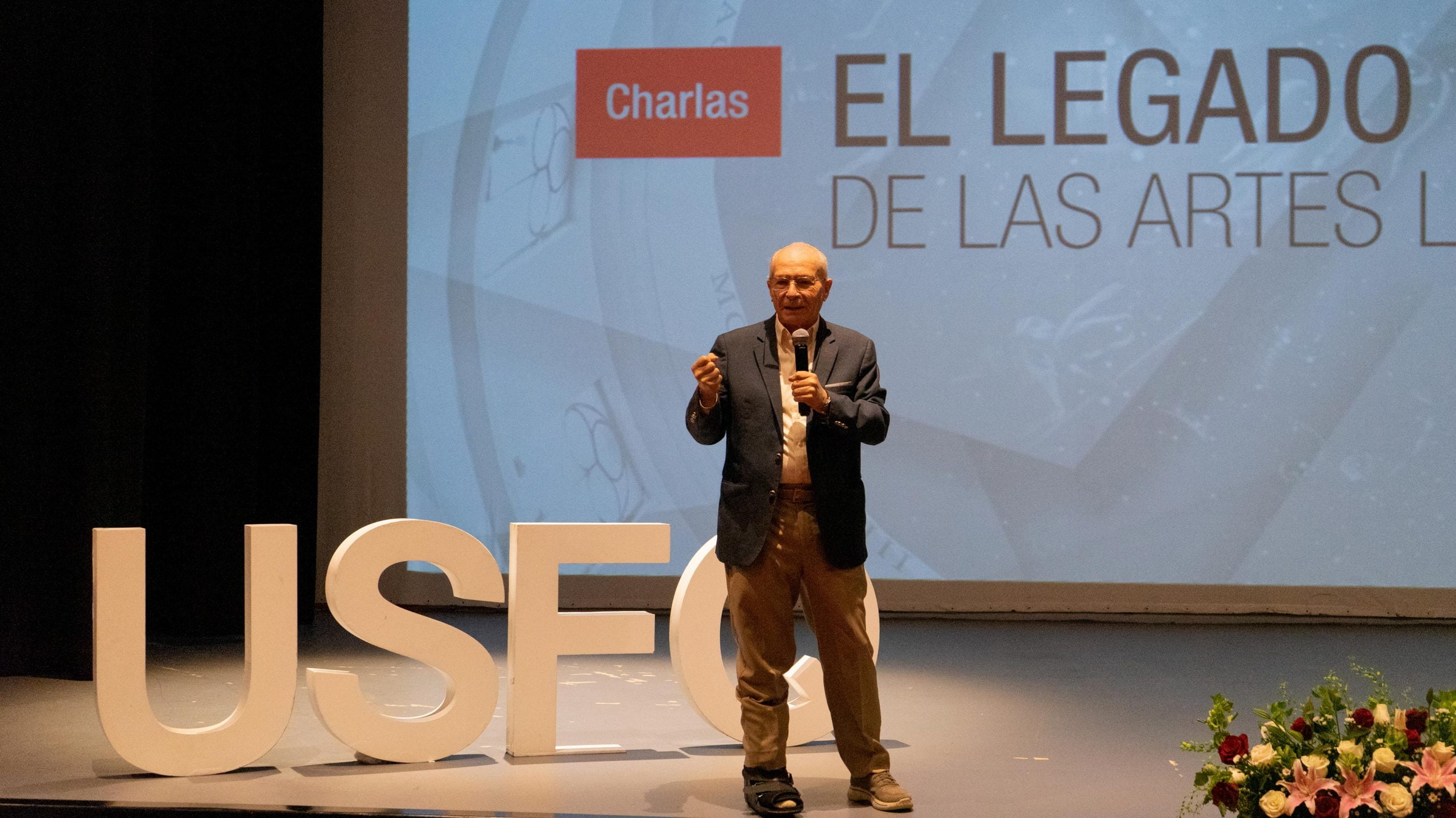 Carlos-Montúfar_foro-artes-liberales_copy